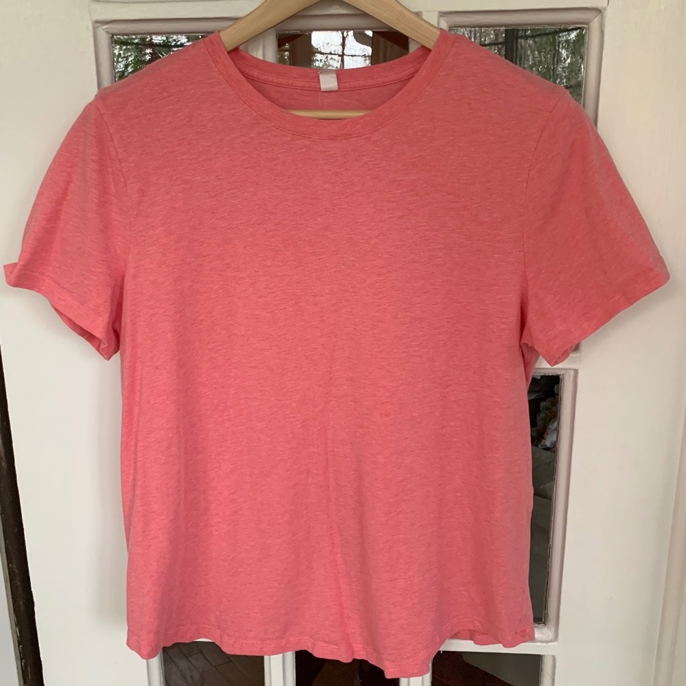 Lululemon Love Curved-Hem Crewneck T-Shirt (Size 12) athletic athleisure
